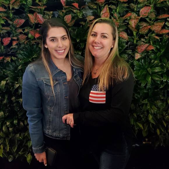 Meet your Posher, Nikki - Picture 1 of 1